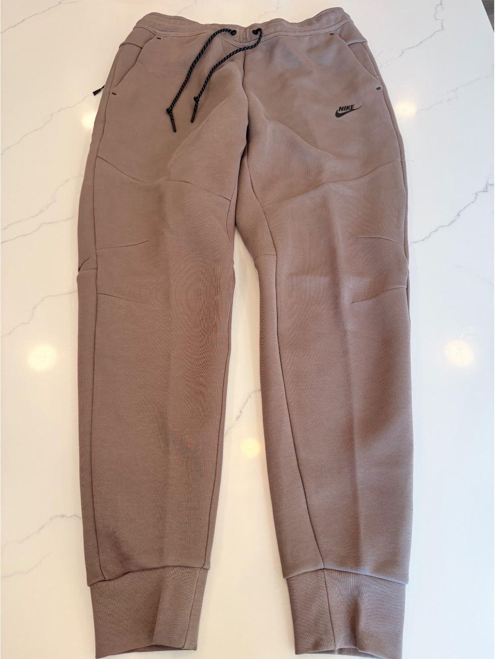 NEW $115 Nike Tech Fleece Joggers Slim Fit Taper Leg Cave Stone Brown Size Large